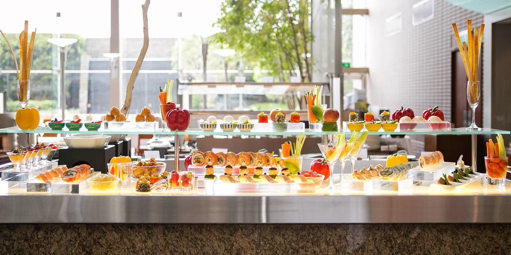 Ambassador Hotel Hsinchu Luaran gambar A buffet at a hotel
