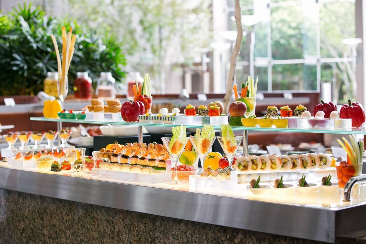 Ambassador Hotel Hsinchu Luaran gambar A buffet at a hotel